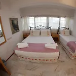 Alacati Antik Готель Чешме