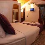 Готель Alacati Antik Чешме