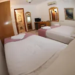 Готель Alacati Antik Чешме