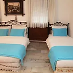 Alacati Antik Готель
