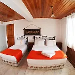 Alacati Antik Чешме