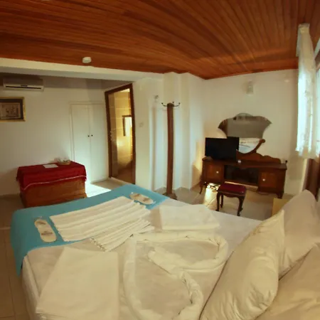 Alacati Antik Чешме