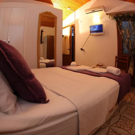 Готель Alacati Antik Чешме