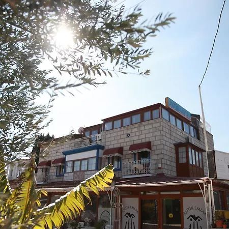 Готель Alacati Antik